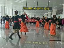 2023年首架旅游包機(jī)抵達(dá)喀什-喀什旅游有史以來蒞臨時(shí)間最 早的旅游包機(jī)