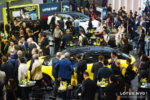 馮擎峰×毛京波：電動車時代，路特斯的優(yōu)勢在彎道——2023上海國際車展專訪