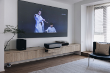 激光電視和投影儀有什么區(qū)別？家中的高清大屏原來要這么選