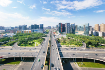 招商通專注招商落地8年，為企業(yè)提供一站式招商外包服務(wù)，助力轉(zhuǎn)型升級換道超車！