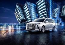 上汽大通MAXUS G90和格瑞維亞商務(wù)車2023款價格圖片，哪款更適合商務(wù)出行？