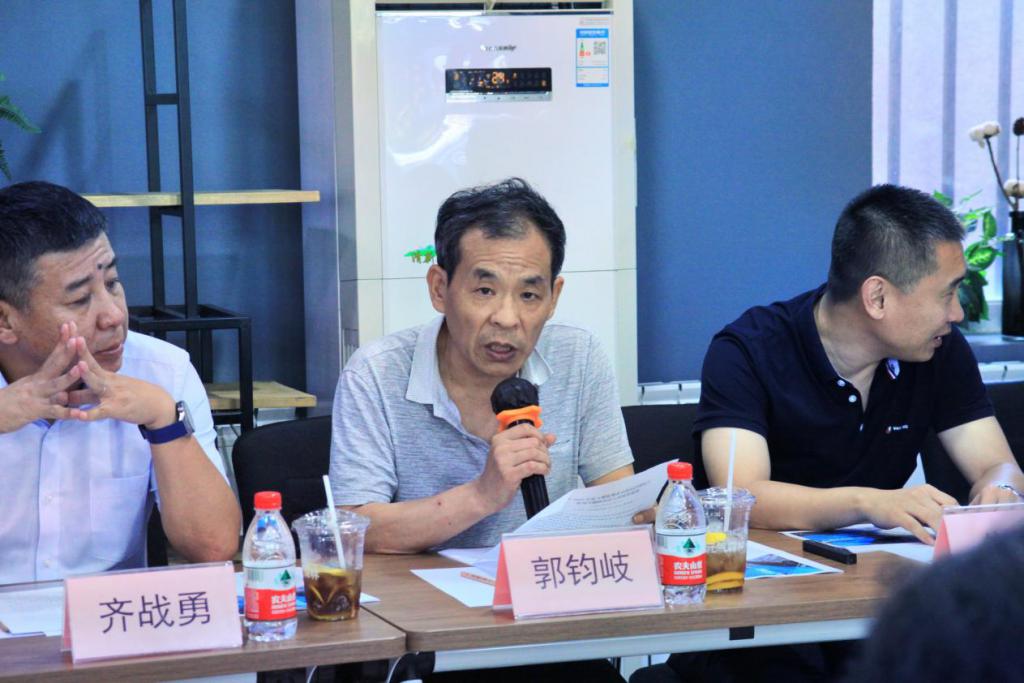 “發(fā)現(xiàn)北京新經(jīng)濟增長點——集成電路設(shè)計產(chǎn)業(yè)”專題研討會在京舉辦