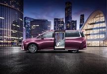 看完格瑞維亞2023款價格圖片心動不已？別急，21.99萬元起把明星同款保姆車帶回家！