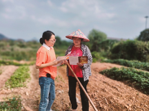 中韓人壽開展金融消費(fèi)者權(quán)益保護(hù)教育“五進(jìn)入”宣傳活動(dòng)